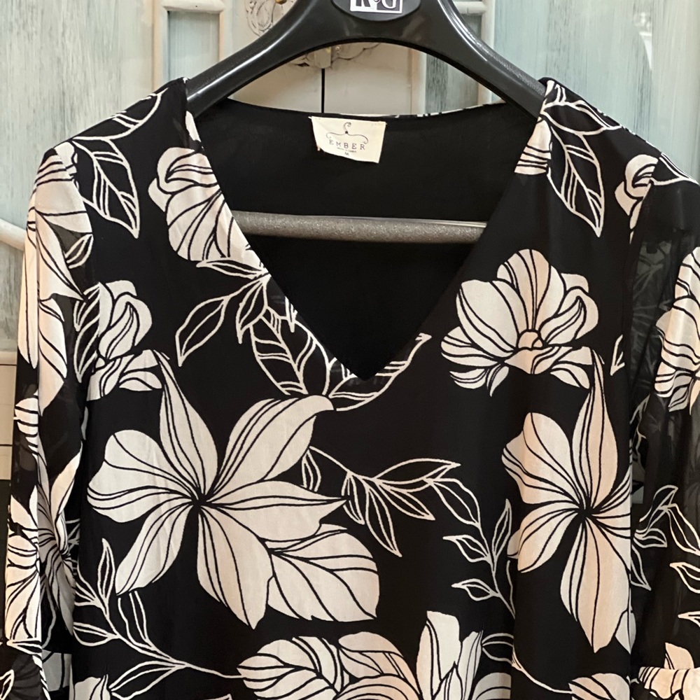Flower triple ruffled sleeves dress medium